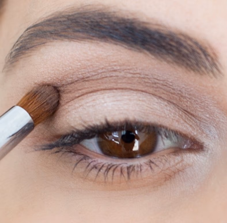 Smokey eyes nedir? Nasıl uygulanır?